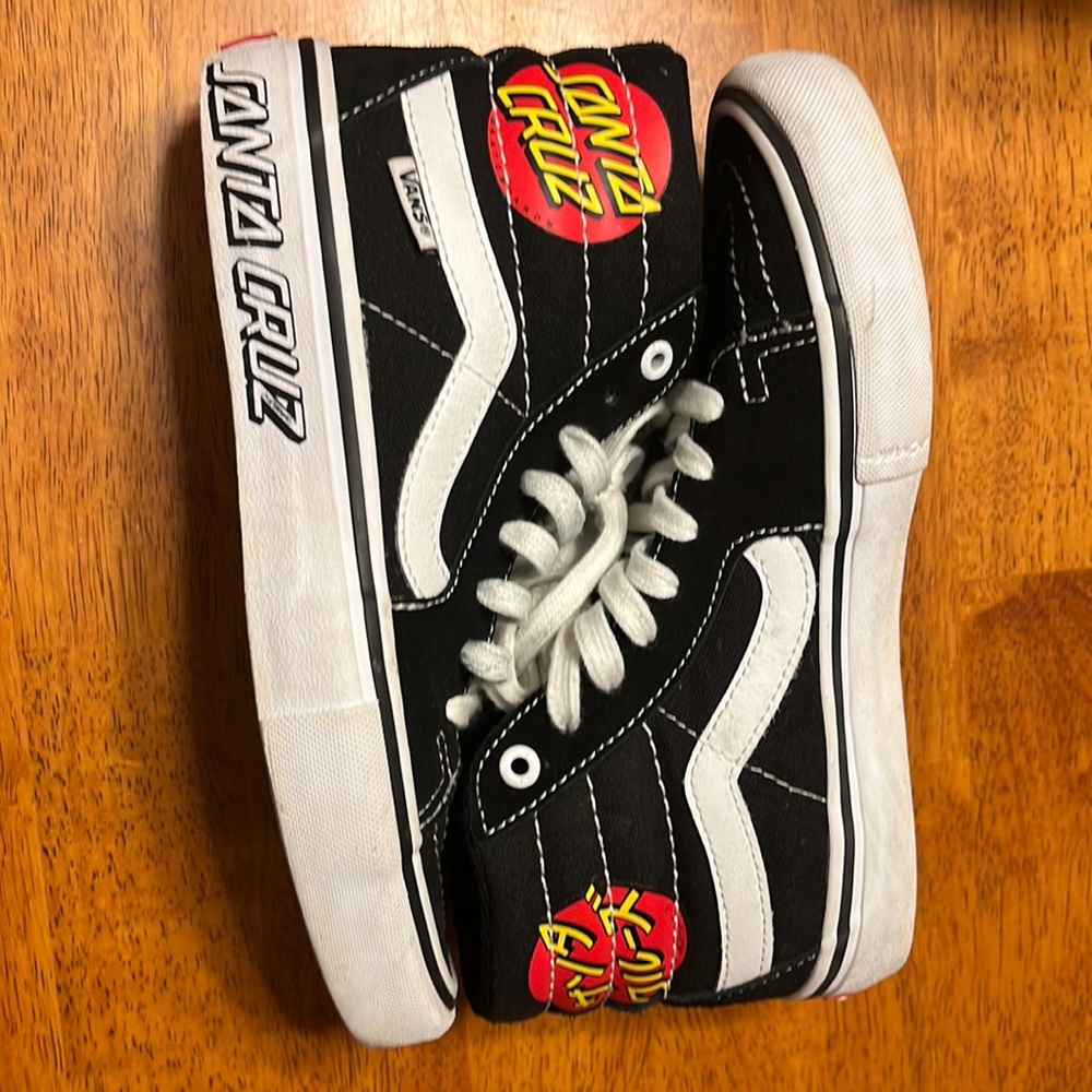 Vans sk8 high x Santa Cruz size 5 skated in twice